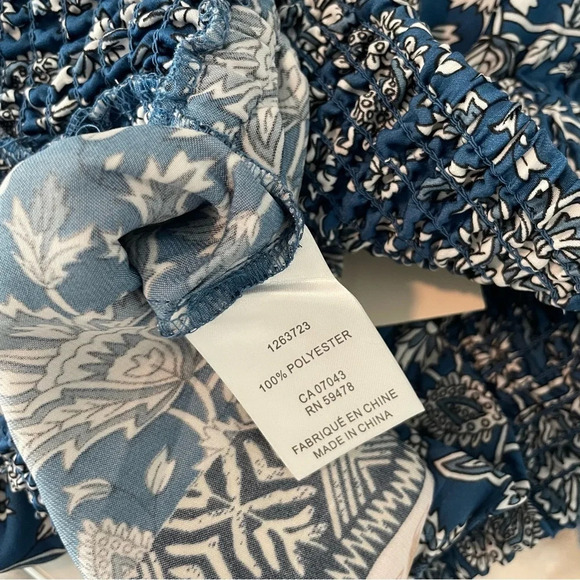 NWT Joie Floral Blue Paisley Crop Top Off Shoulder Puff Sleeves Size XS - Picture 5 of 5
